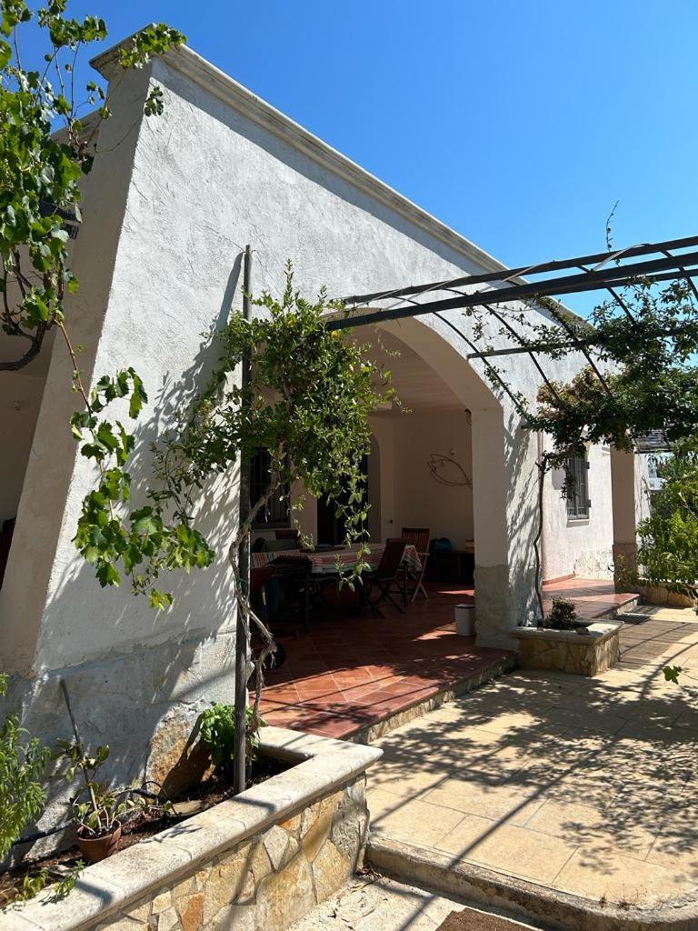 Sol Invictus Est Villa Serranova Ngoại thất bức ảnh
